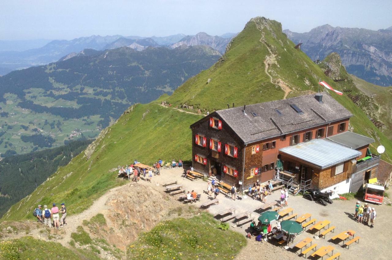 Ferienwohnung Angelika Schruns Exterior foto